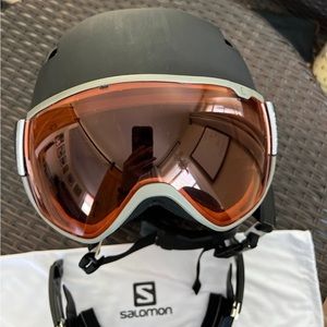 Salomon Driver Plus ski Helmet Black/Silver/Solar
